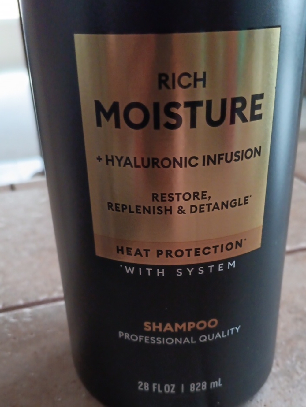 Rich Moisture Hyaluronic Infusion Shampoo — Black & Gold